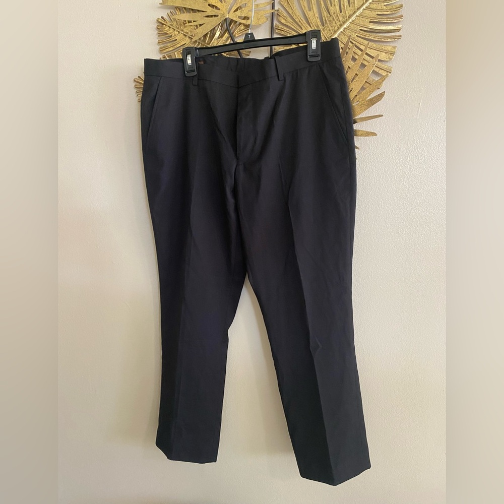 Perry Ellis Men's Elegant Black Dress Pants